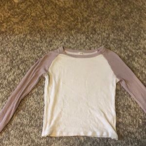 two colored long sleeve tee.